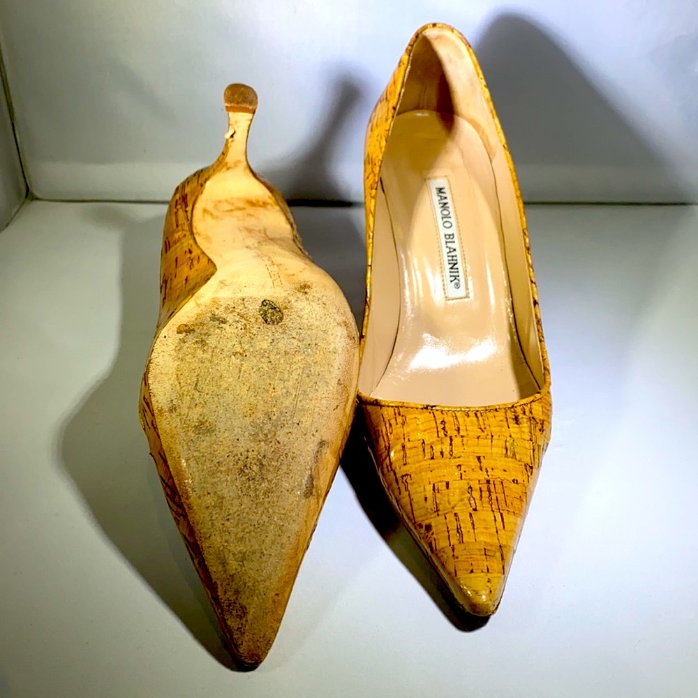Manolo Blahnik Pump 36 1/2 Patent Cork - Picture 6 of 8